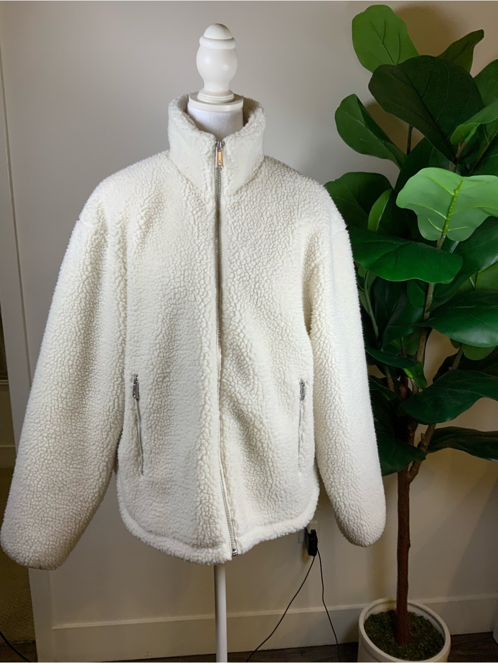 Calvin Klein Jeans Cream Sherpa Zip-Up Jacket